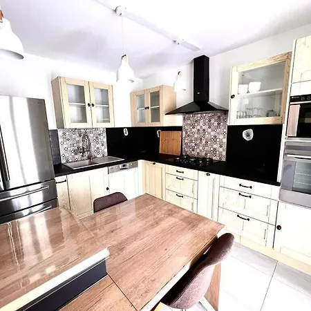 Ferienhaus Provencal Style In Mediterranean Seaside Town *