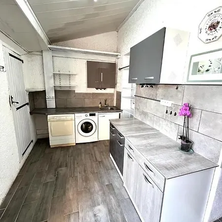 Provencal Style In Mediterranean Seaside Town Ferienhaus *