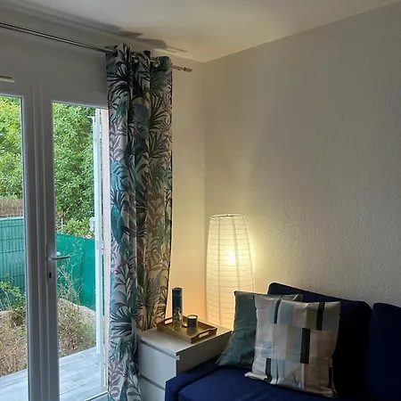 Provencal Style In Mediterranean Seaside Town Ferienhaus *